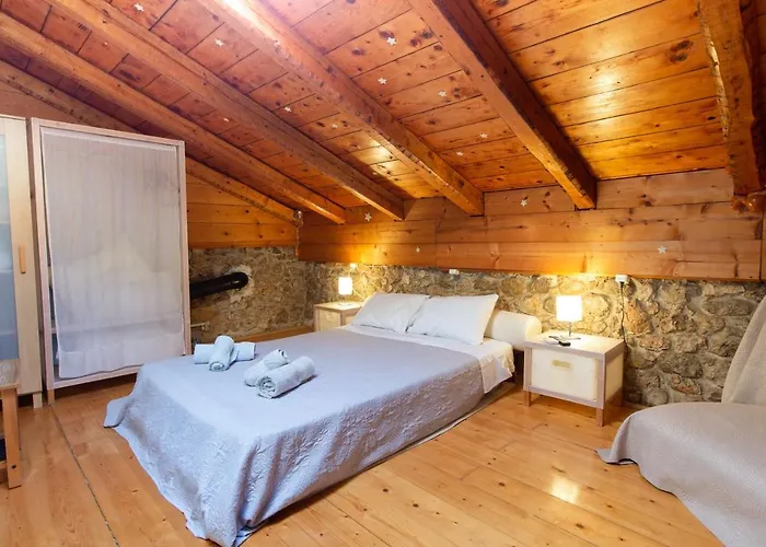 Seaview Stone Apartment In Ipsos Beach